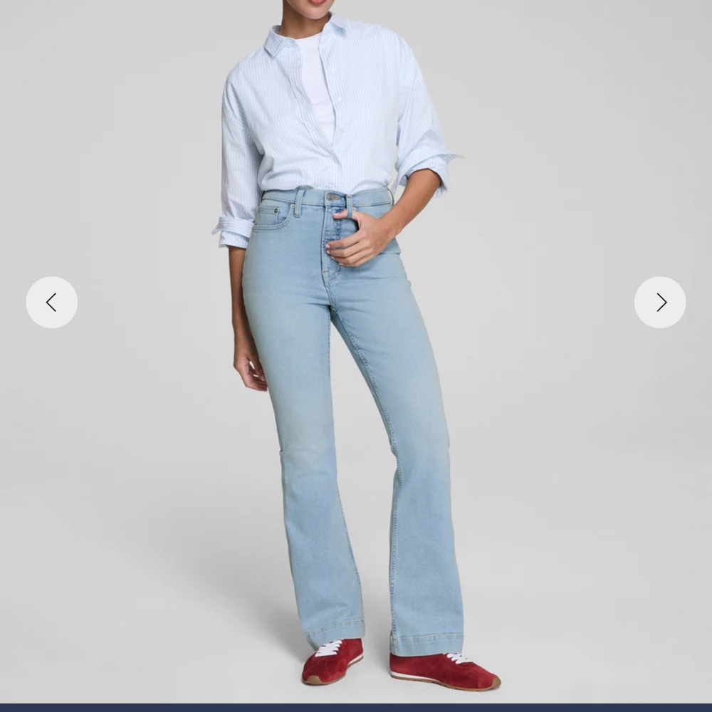 NWT SPANXsculpt™ ReDefine Flare Jeans - women’s size 4